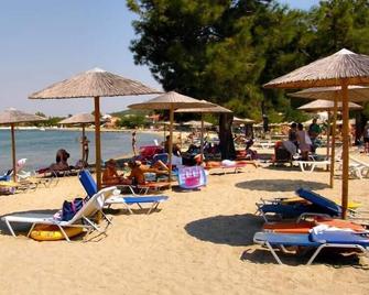 Sunrise Beach - Skala Rachoniou - Strand