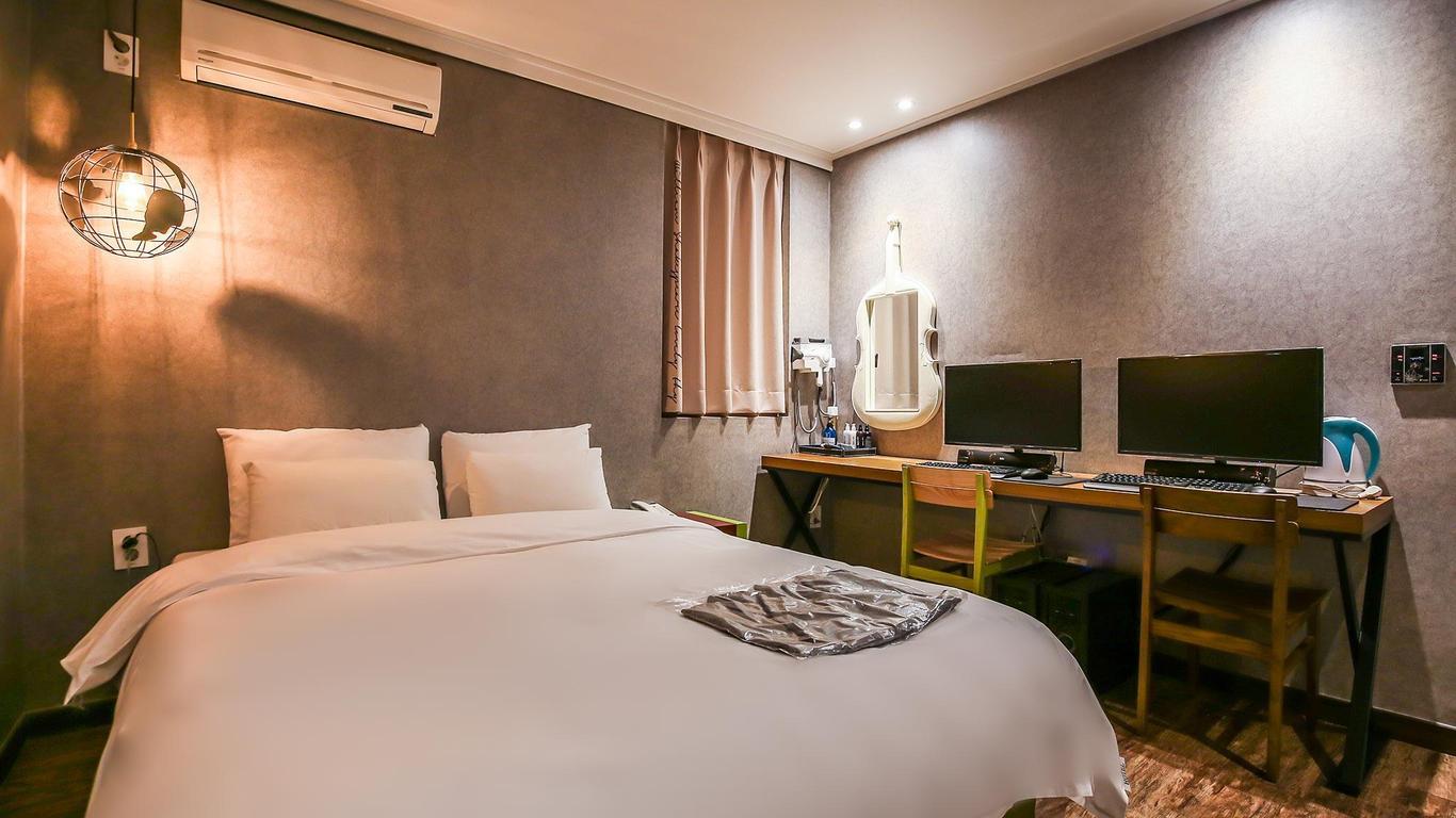 دايجيون يوسيونج هوتل لويس