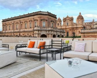 Gagliardi Boutique Hotel - Noto - Balcony