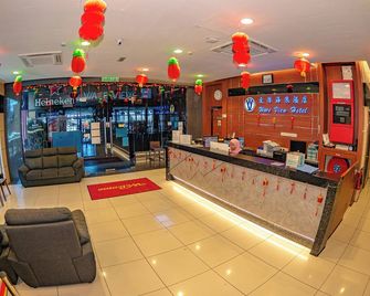 Wave View Hotel - Semporna - Front desk