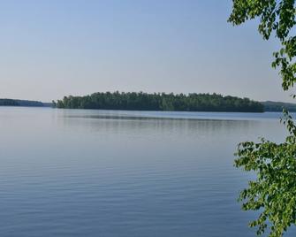 Nevaeh Properties - The Den - Pokegama Lake - Adults Only - Cohasset - Vista del exterior