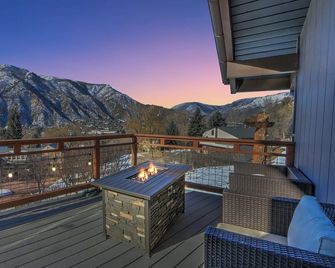 Downtown with Scenic Mountain Views - Glenwood Springs - Balkon