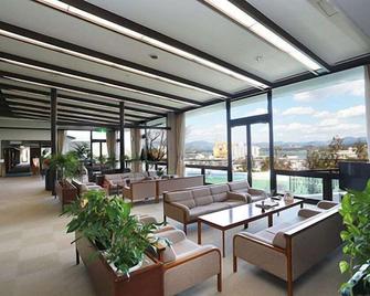 Hamayu Kuroshio Sanso - Shirahama - Lobby