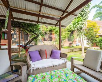 Chiang Mai House For Dreamer - Chiang Mai - Patio