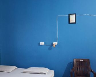 Goroomgo Shree Ram Kuti Homestay Ujjain - Ujjain - Bedroom