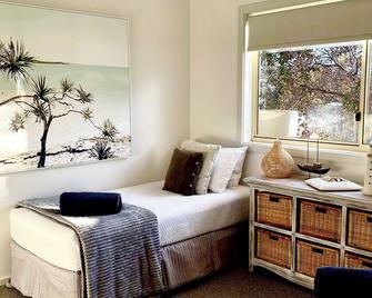 Lakeside Holiday Apartments Merimbula - Merimbula - Bedroom