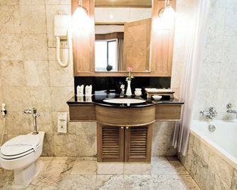 Laithong Hotel Ubon Ratchathani - Ubon Ratchathani