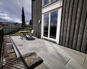 Svane Apartments - Gjøvik - Patio