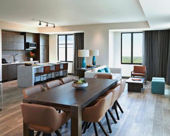 THesis Hotel Miami Coral Gables, Curio Collection by Hilton - Coral Gables - Eetruimte