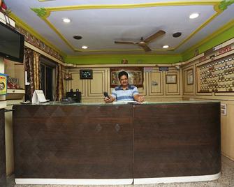 Hotel Surya By OYO Rooms - Raurkela - Front desk
