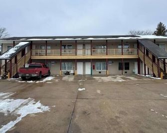 Grand Howell Inn - Howell - Gebäude