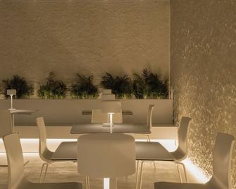 Hotel Hello Plovdiv - Plovdiv - Restaurant