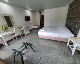 Kiat Nakhon Hotel - Nakhon Si Thammarat - Habitación