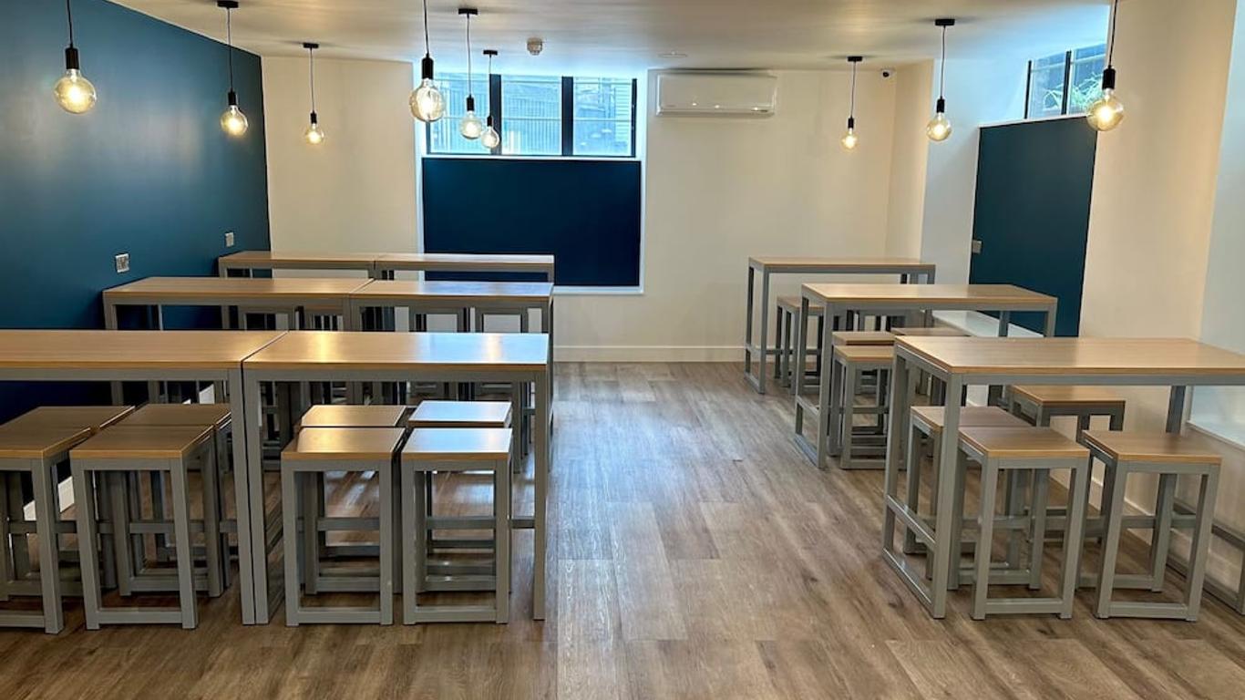 Smart Camden Inn Hostel