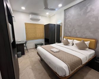 Hotel Ajinkya Palace - Аурангабад - Спальня