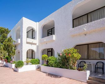 Aptos Barbarroja - Formentera Break - Platja de Migjorn - Building