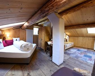 Agriturismo Baita De L'all - Valdidentro - Camera da letto