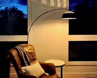 Modern Forest Retreat Near Barryville Sleeps 8 - Barryville