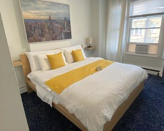 Entire Place in West Ny, NJ12 mints from NYcity - West New York - Schlafzimmer