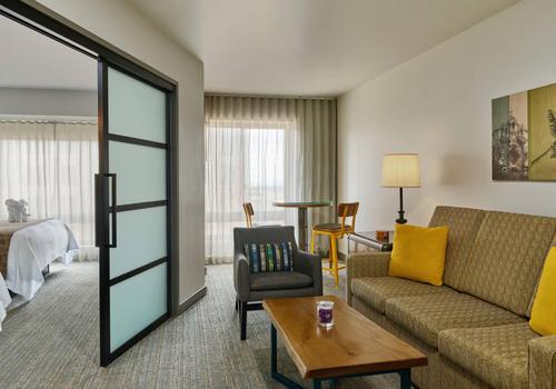 Marriott Vacation Club Pulse, San Diego ₹ 13,526. San Diego Hotel Deals &  Reviews - KAYAK