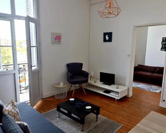 Balcon sur Loire local vélo - Saumur - Living room