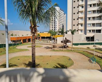 Ideal para famílias, hospede-se no Solar das Águas. - Montevista