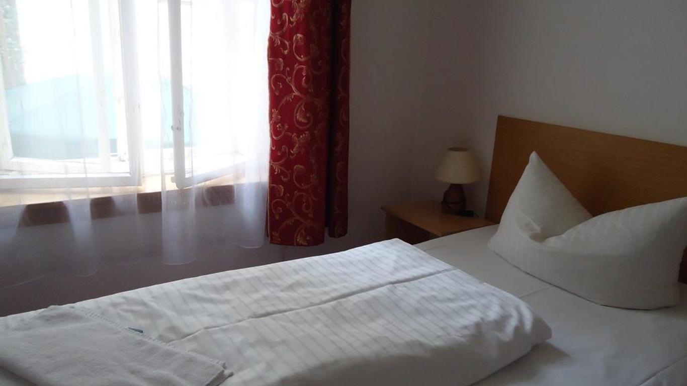 Hotel Adam