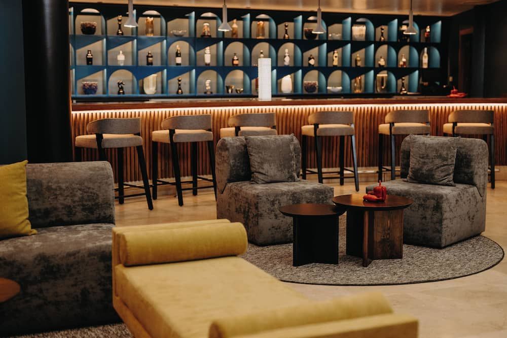 آبا كوميياس هوتل