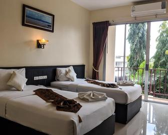 Kanokan Hotel - Kanchanaburi - Bedroom