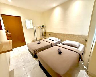 Buton Backpacker Lodge - Bandung