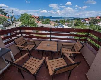 Vila Stefani - Star Dojran - Balcony
