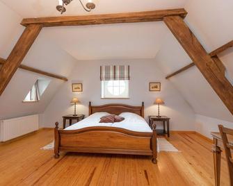 Charming, Stylish, Comfortable Mansion - Libin - Slaapkamer