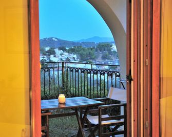 Eye Q Resort - Skiathos - Balcony