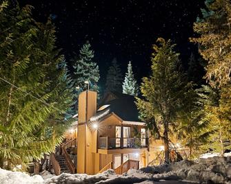 Loge Alta Crystal - Crystal Mountain - Building