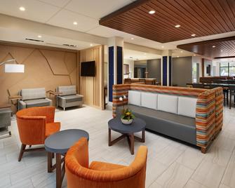 Holiday Inn Express & Suites Gulf Breeze - Pensacola Area By IHG - Gulf Breeze - Lounge