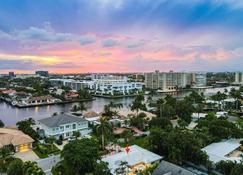 Walking distance to the beach 3Br House with 1 - Lauderdale-by-the-Sea - Utomhus