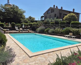 Panicale - Apartment in old farmhouse, quiet countryside, pool, lake views. - Sant'Arcangelo - Piscina