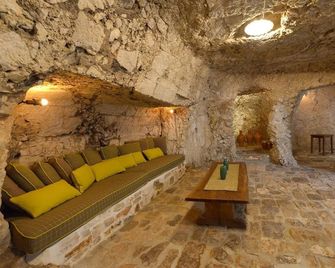 Masseria Lamiola Piccola - Montalbano