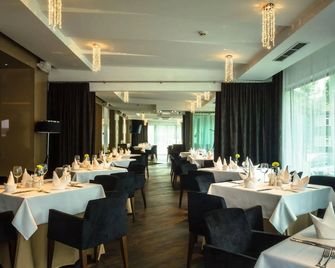 Grand Spa Lietuva Hotel Lietuva - דרוסקינינקאי - מסעדה