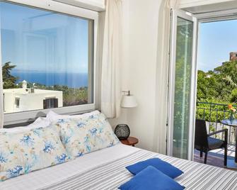 Hotel Victoria Place - Anacapri - Bedroom