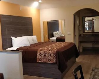 Regency Inn and Suites Galena Park - Houston