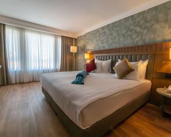 Ramada Encore by Wyndham Konya Karatay - Konya - Habitación
