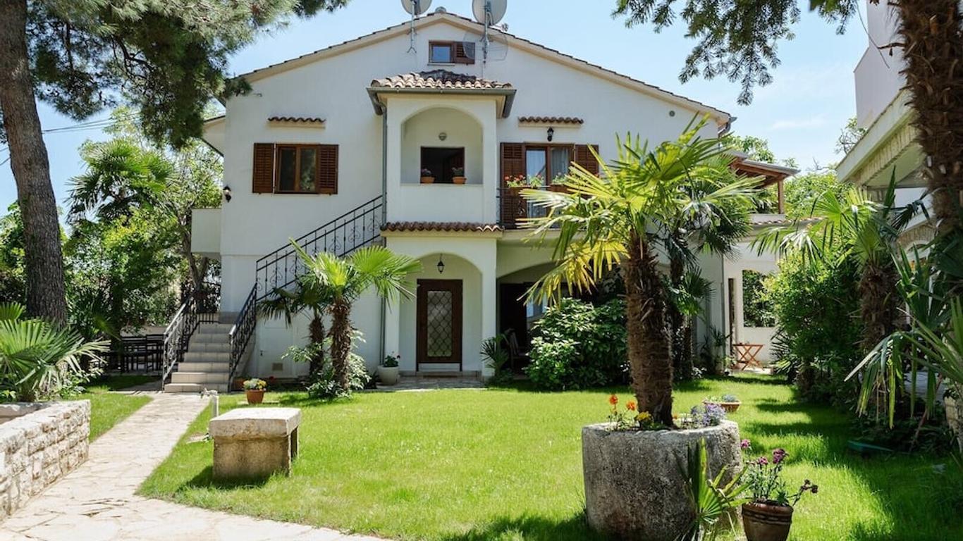 Villa Ladavac B&B