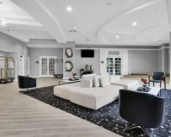 رامادا باي ويندام جاكسونفيل آي-95 باي بتلر بولفارد - جاكسونفيل (فلوريدا) - ردهة