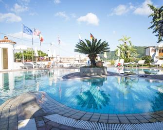 Hotel Internazionale - Ischia - Piscina