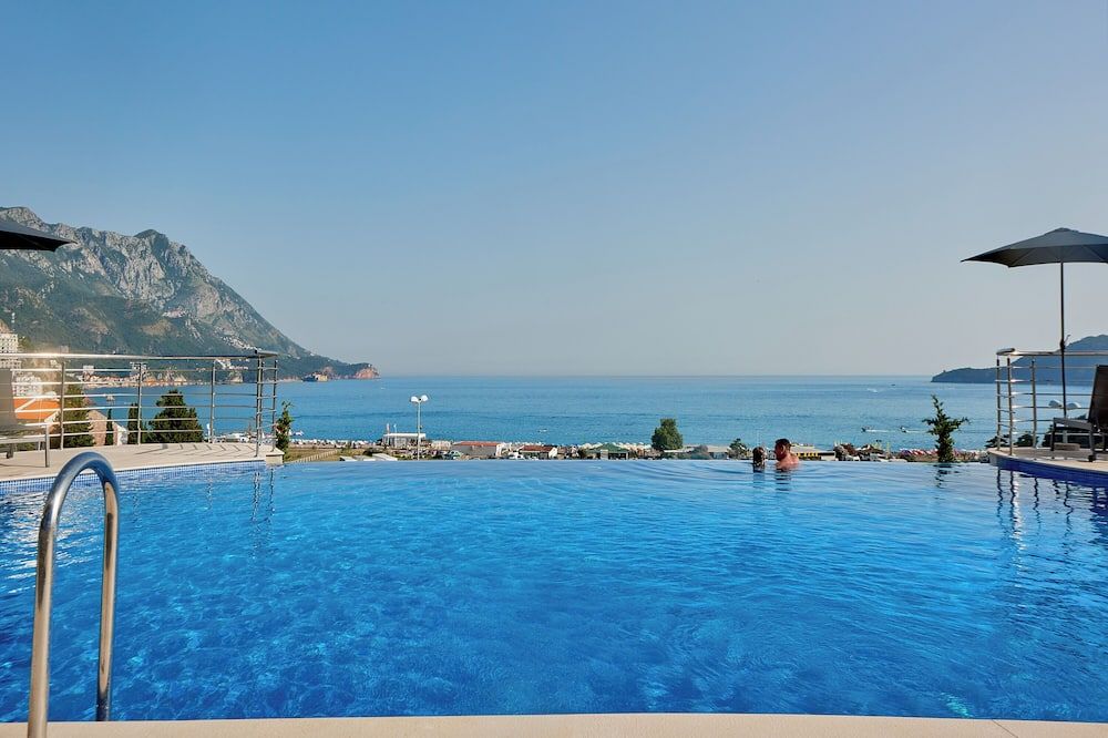 Skyline resort - Budva - Pool