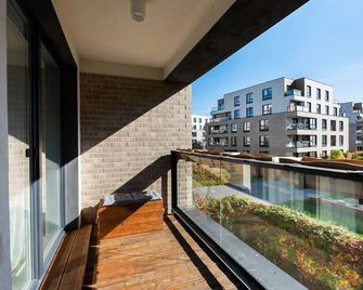 Ingenious Wilanów Oasis Apartment - Warsaw - Balcony
