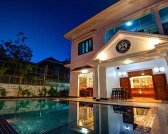 Lovely Jubbly Villa - Hostel - Phnom Penh - Havuz