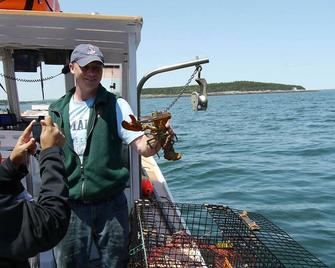 1820's Home on 200 acres w/ Sand Beach 5 mins from Acadia Nat'l Park at Schoodic - Prospect Harbor
