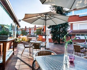 Park Sedo Aparthotel - Rubí - Patio